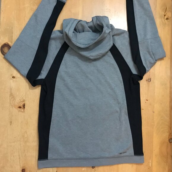 Air Jordon Dri-FIT Full Zip Hoodie/Sweater - Size M - Picture 4 of 6